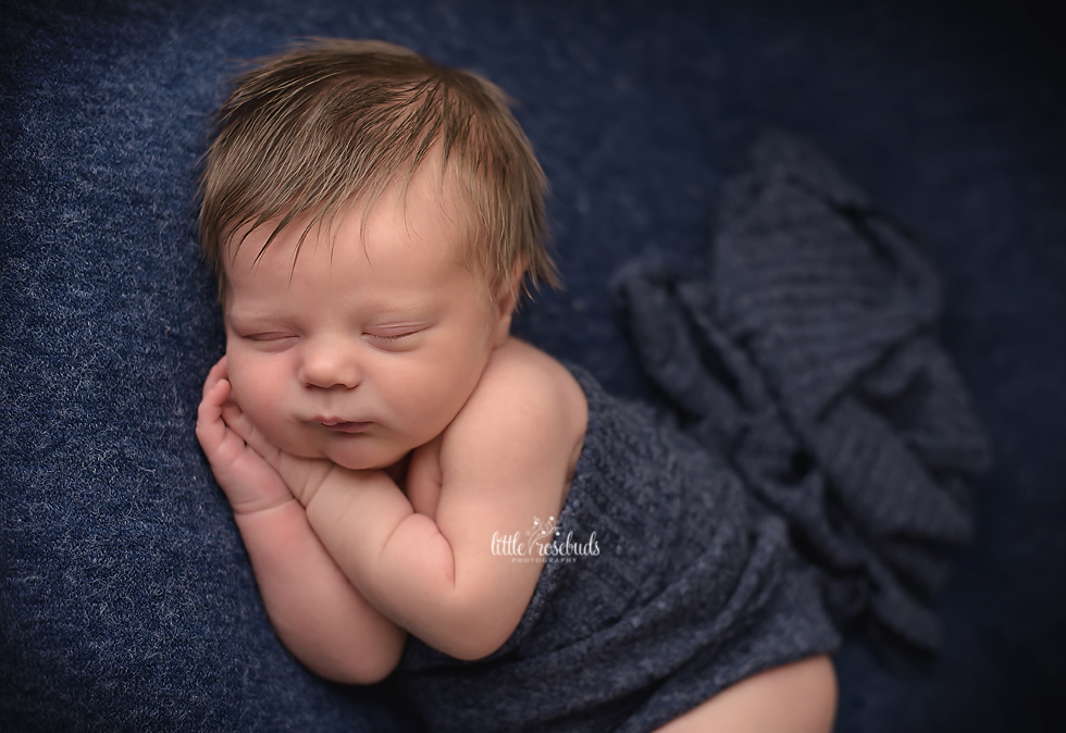 newborn baby boy blue blanker